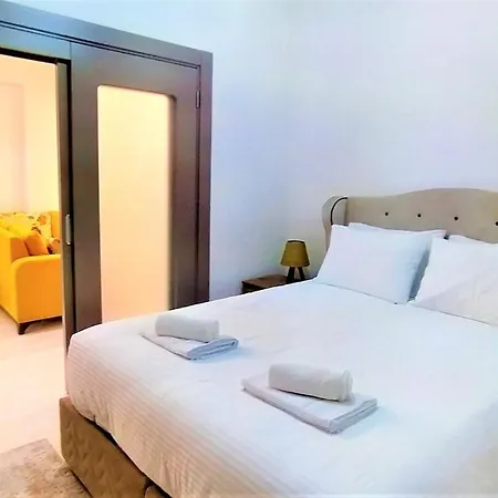 Apartment Central Flat With Shared Pool In Kepez Antalya